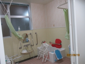 デイサービス浴室②.JPG